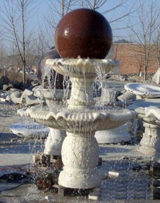 成都特色雕塑藝術 金屬、砂巖、瑪雅石與噴泉的完美融合